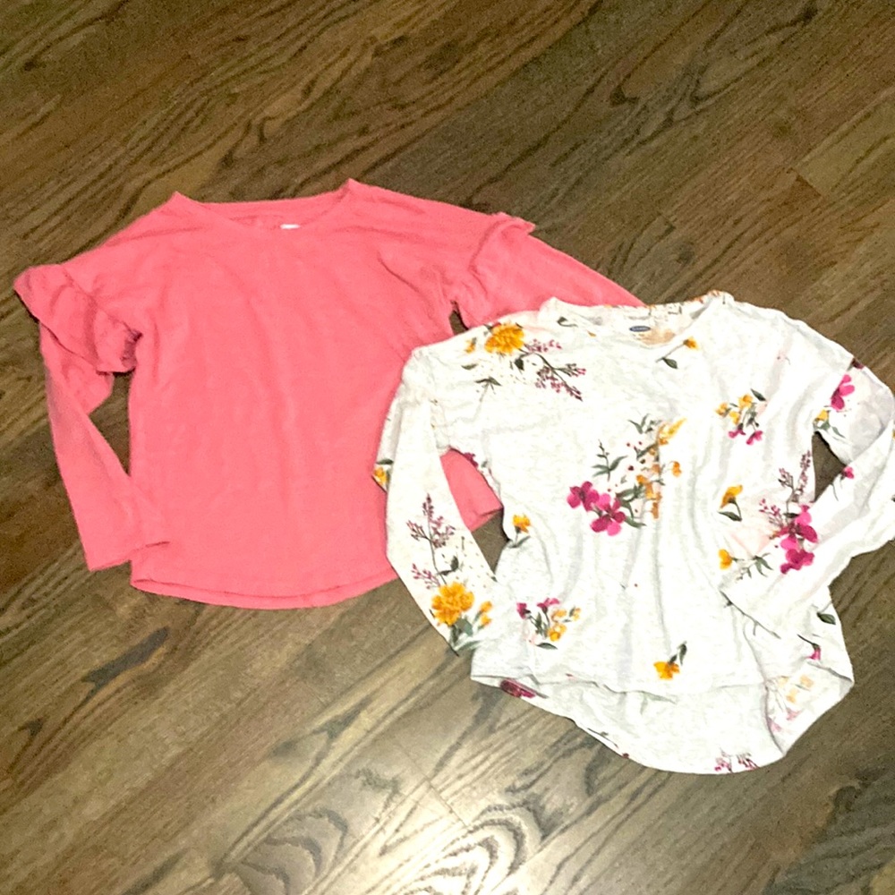2 Old Navy long sleeve tops